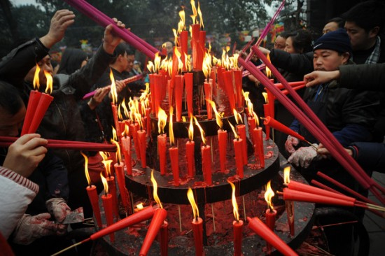 Chinese Praying Joss Candle in Malaysia: A Complete Information