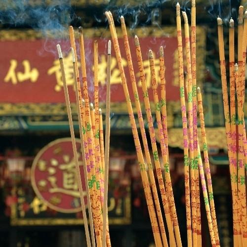 拜神为什么要烧香,烧香需要讲究什么?很人都不知道!