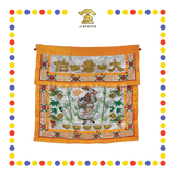 CLOTH EMBROIDERY 密绣(白)大伯爷带人物桌围