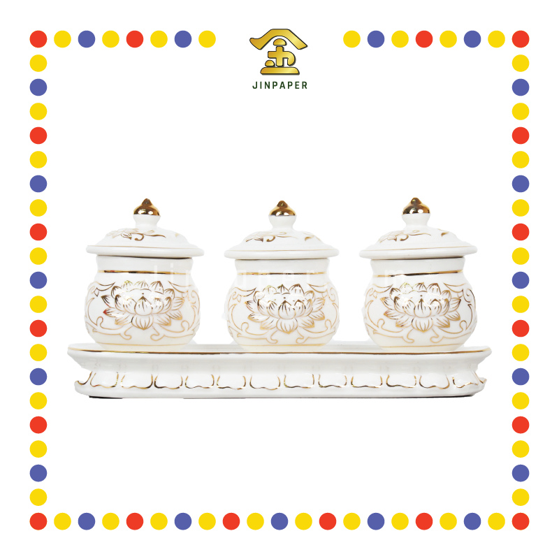 PRAYING CUP 浮雕莲花三头圣水杯